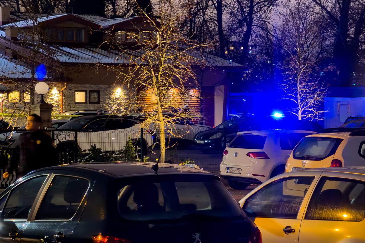 Na parkingu restorana Stara Ada u Banjaluci ubijen je Dejan Kostic Dela, bivsi vodja navijacke skupine Lesinari.