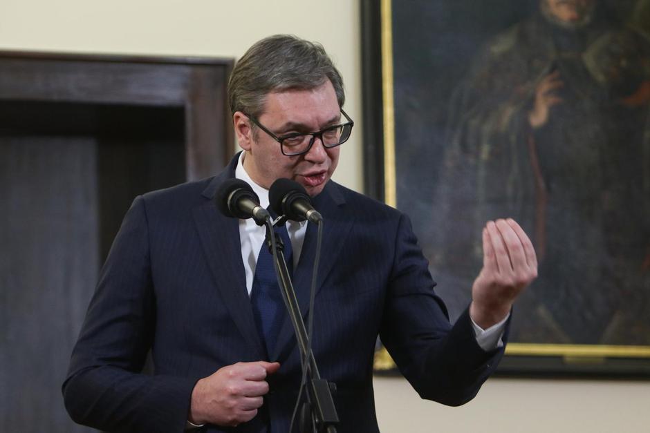 Beograd: Vučić i patrijarh Porfirije obratili se javnosti nakon održanog sastanka