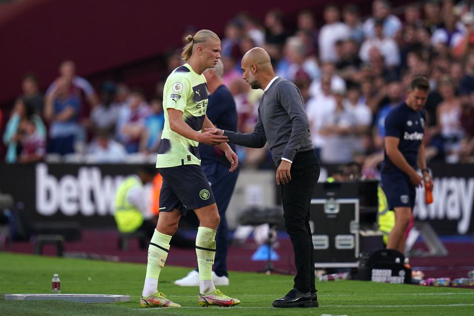 West Ham United v Manchester City - Premier League - London Stadium