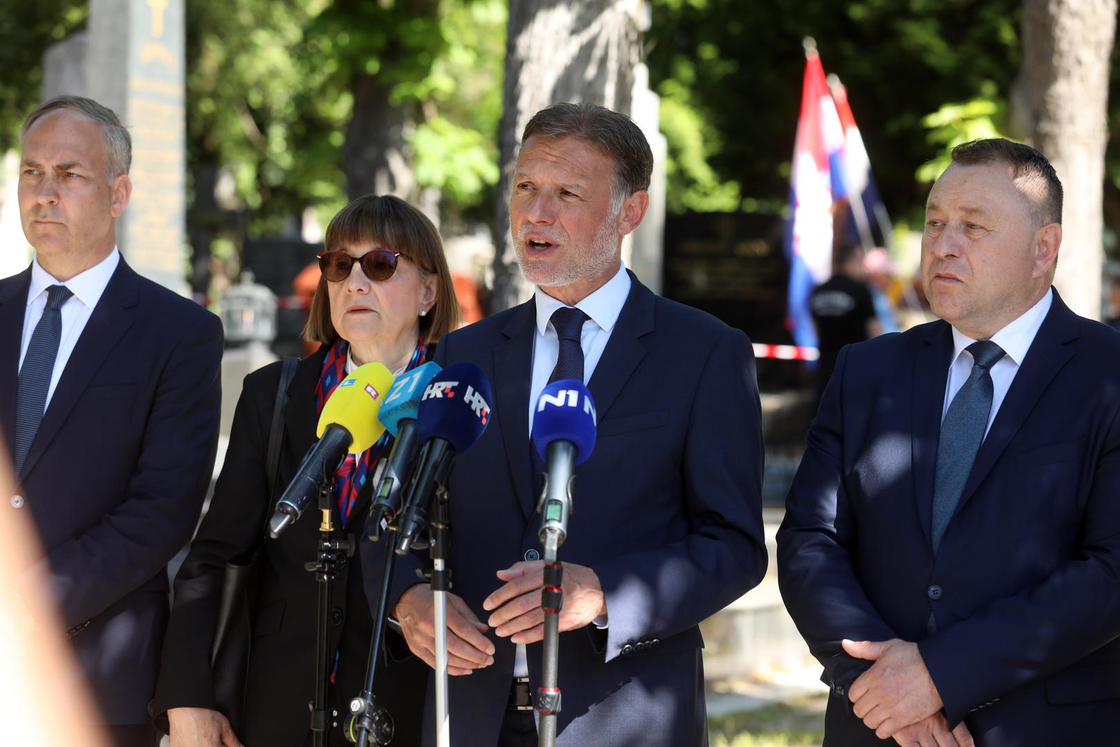 18.05.2024., Zagreb - Komemoracija za zrtve Bleiburske tragedije i Kriznog odrzana je kod Sredisnjeg kriza na groblju Mirogoj. Stephen Nikola Bartulica, Gordan Jandrokovic,  Zdravka Busic Photo: Robert Anic/PIXSELL