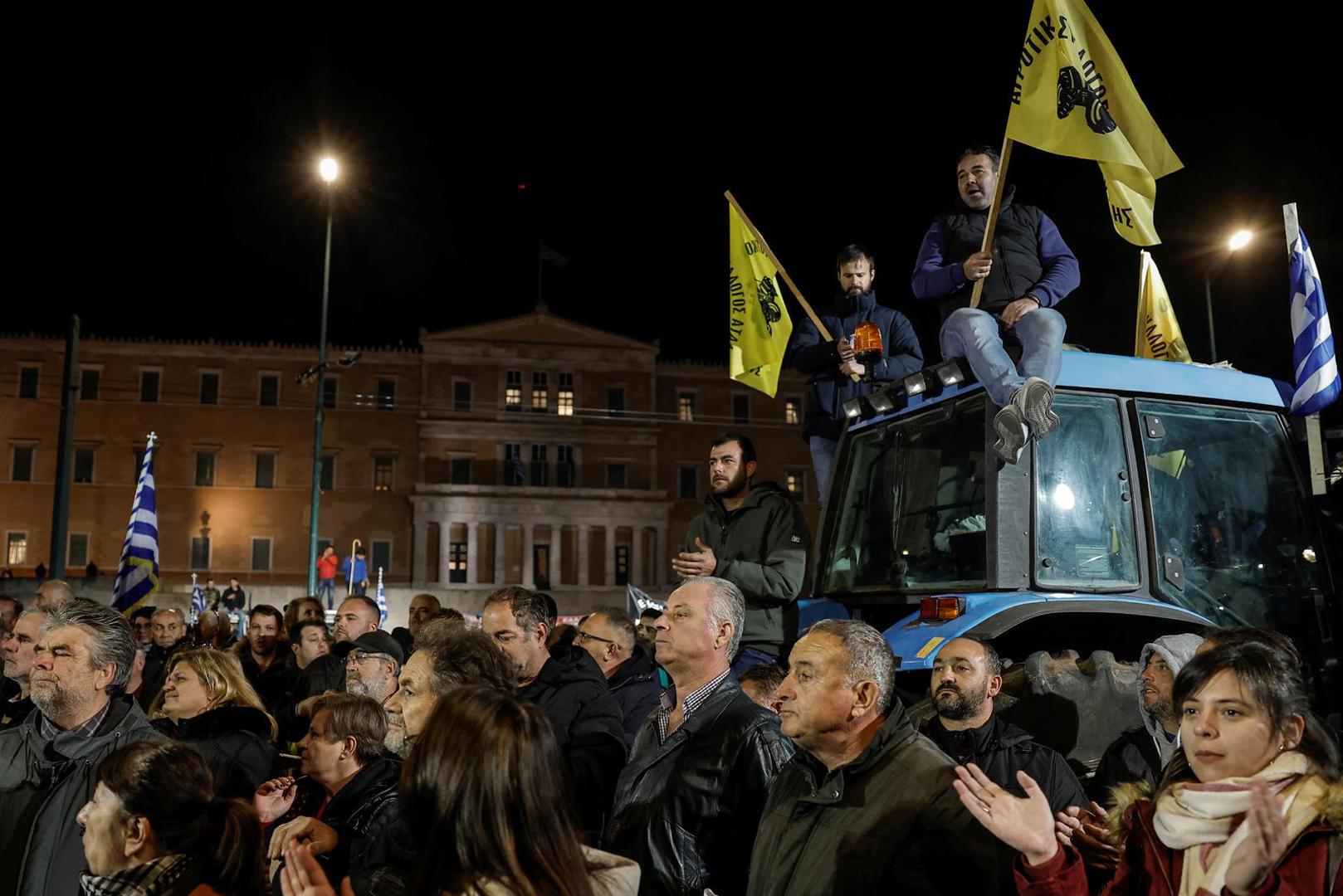 Greek farmers and workers protest in front of the Greek parliament over rising energy costs and competition from imports, in Athens, Greece, February 20, 2024. REUTERS/Louisa Gouliamaki Photo: LOUISA GOULIAMAKI/REUTERS