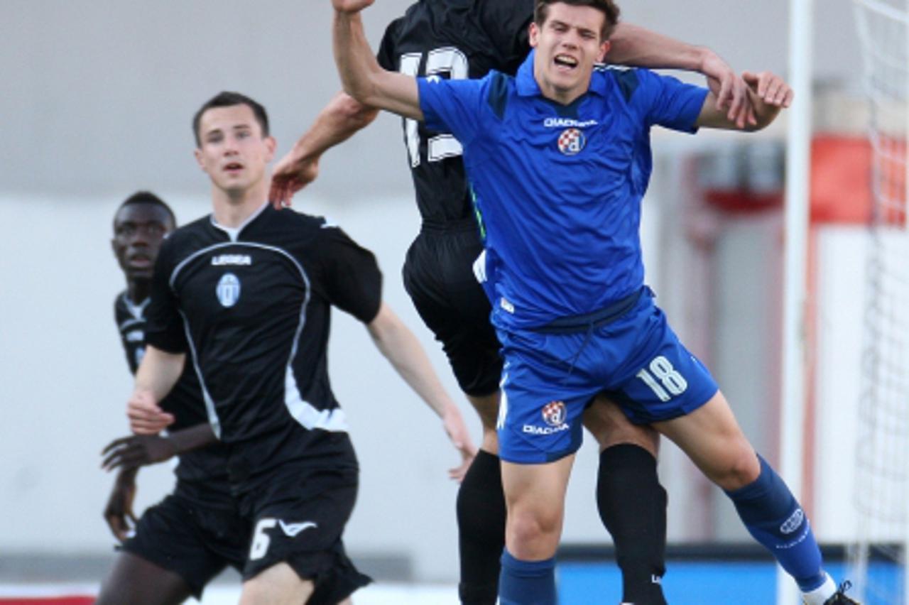 \'09.04.2011., Stadion Maksimir, Zagreb - Nogometna utakmica 24. kola Prve HNL izmedju NK Dinamo i NK Lokomotiva.Mario Situm i Zeljko Sopic. Photo: Igor Kralj/PIXSELL\'