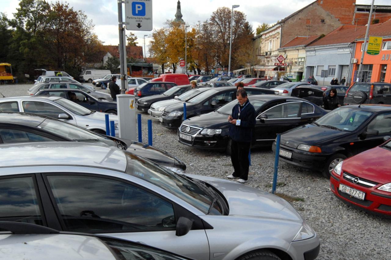 'slavonija-30.10.09 -slavonski brod -hrvatska -  rn:parkiraliste- mogucim gubitkom parkiralista u strosmajerovoj brod parking bi dosao u ozbiljne poslovne teskoce Photo: Ivica Galovic/VLM'