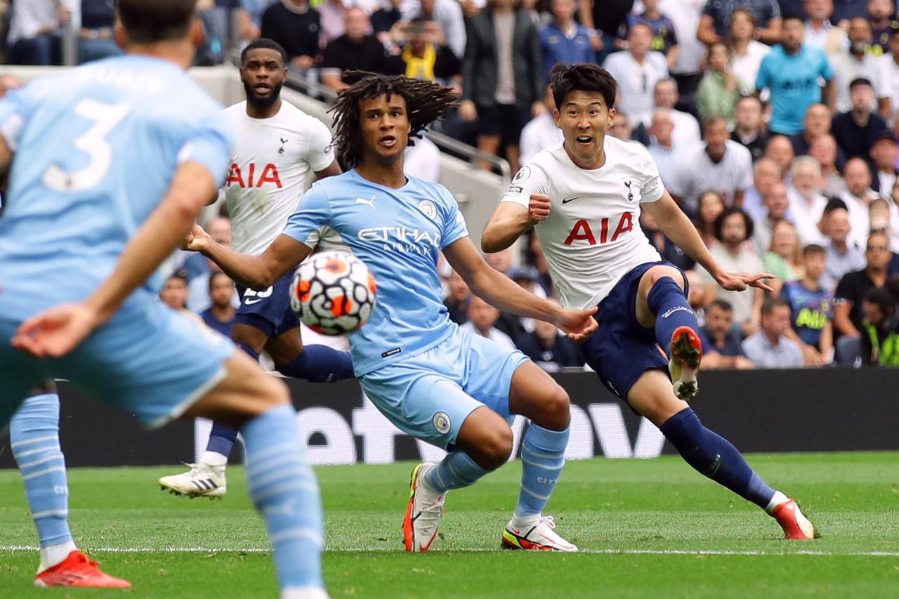 Premier League - Tottenham Hotspur v Manchester City