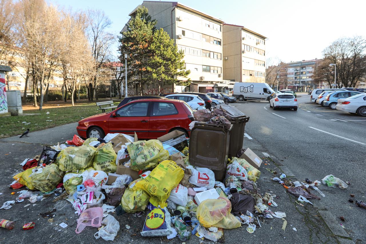 Zagreb: Velike količine smeća u kvartovima Špansko i Malešnica 