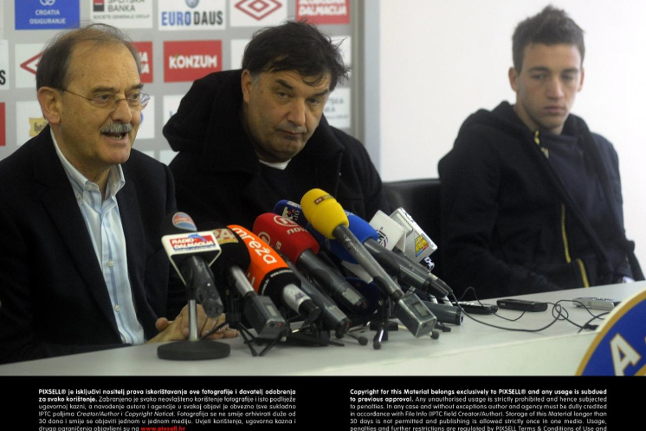 '07.01.2013., Poljud, Split - Mario Maloca, Miso Krsticevic i Sergej Kresic na konferenciji za novinare HNK Hajduk na pocetku priprema za drugi dio sezone.  Photo: Tino Juric/PIXSELL'