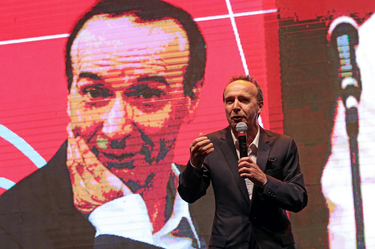 Roberto Benigni