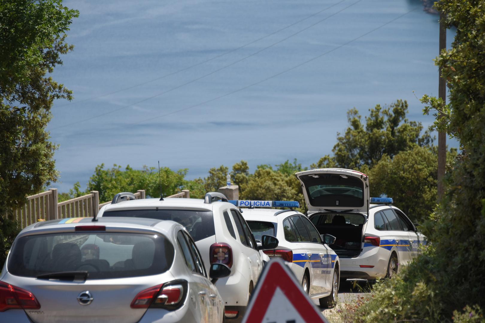 26.05.2023., Labin - Puka sreca spasila je 20ak labinskih maturanata, koji su se traktorom prevrnuli u provaliju. Photo: Sasa Miljevic/PIXSELL