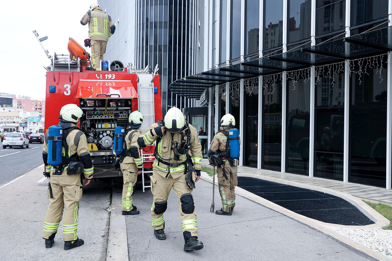 Split:  Vježba spašavanja u hotelu AC Meriot