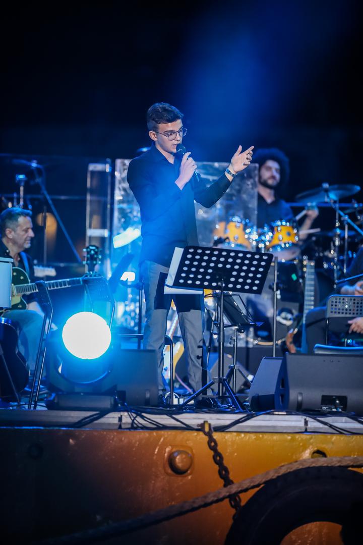 29.07.2024., Vela Luka - Koncert "Trag u beskraju" u sjecanje na Olivera Dragojevica. Martin Kosovec Photo: Zvonimir Barisin/PIXSELL