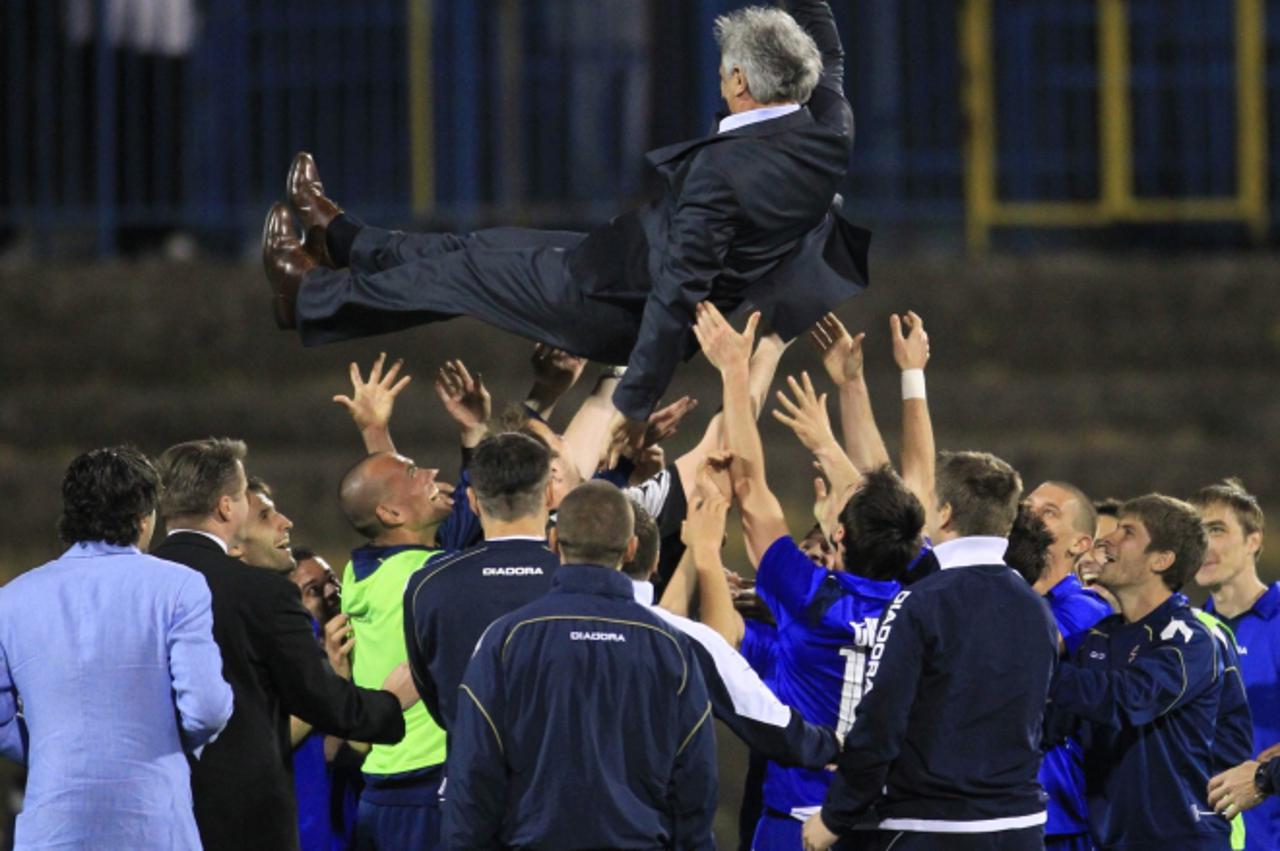 '23.04.2011., Maksimir, Zagreb - Nogometna utakmica 26. kola Prve HNL izmedju GNK Dinamo - NK Osijek.  Photo: Antonio Bronic/PIXSELL'