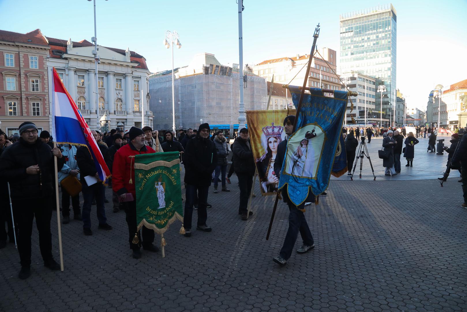 03.02.2023., Zagreb - Svake prve subote u mjesecu molitelji se vracaju  na Trg Bana Jelacica.  Photo: Zeljko Hladika/PIXSELL