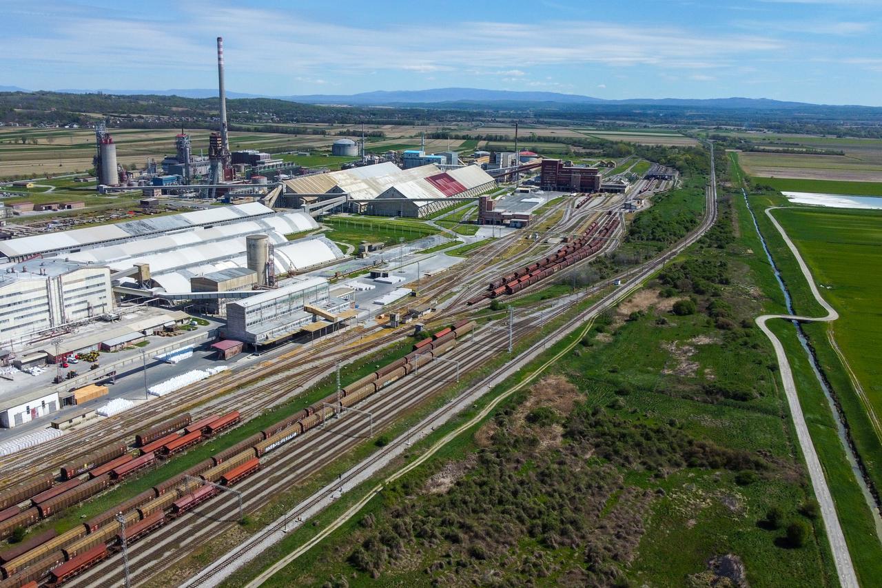 Kutina: Pogled iz zraka na tvornicu gnojiva Petrokemija d.d.