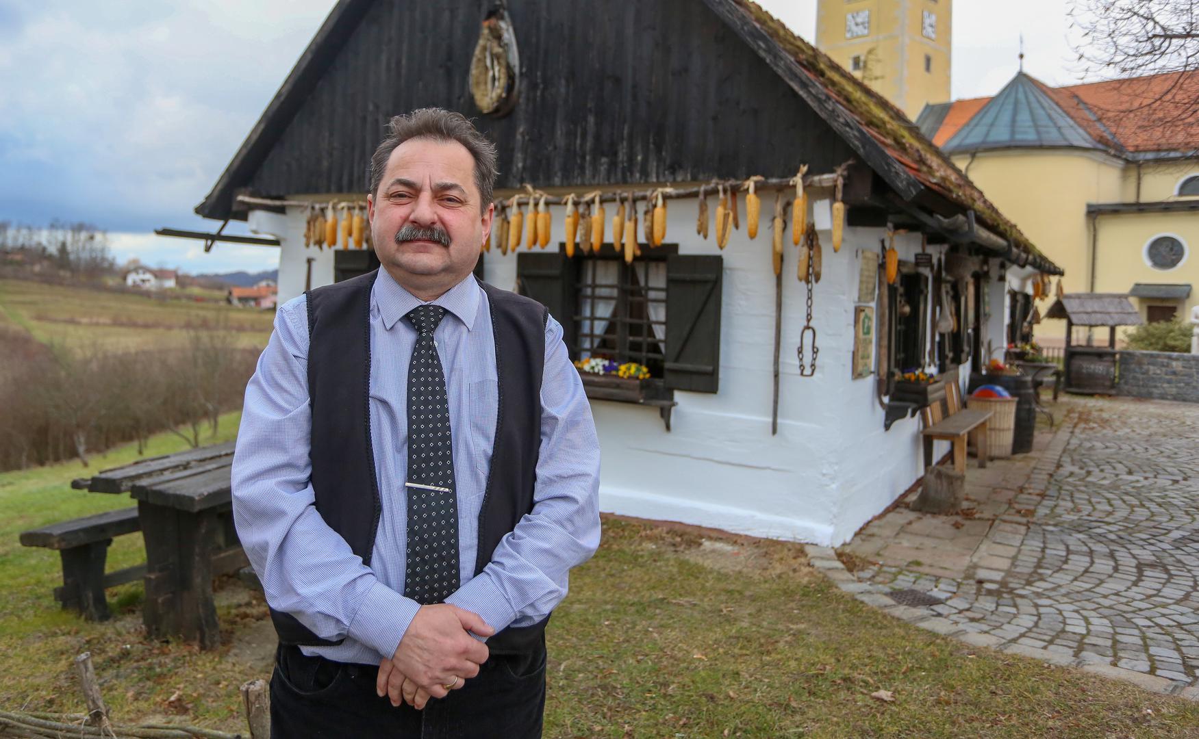 Božo Sačer (58) – živopisni vlasnik klijeti Pod lipom