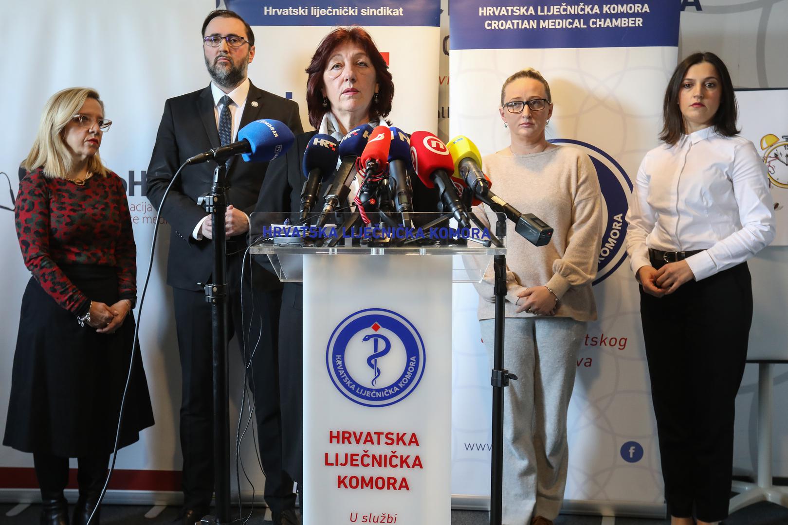 13.02.2023., Zagreb - Hrvatski llijecnicki sindikat, Hrvatska llijecnicka komora, Hrvatska udruga bolnickih lijecnika, Koordinacija hrvatske obiteljske medicine i Inicijativa mladih lijecnika organizirali su konferenciju za medije zbog opceg nezadovoljstva lijecnika stanjem u hrvatskom zdravstvu. predsjednica Hrvatskog lijecnickog sindikata Renata Culinovic Photo: Robert Anic/PIXSELL