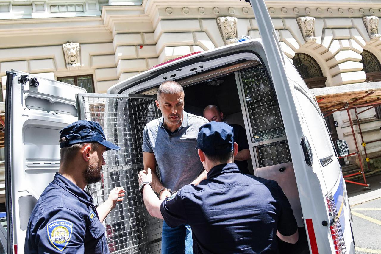 Zagreb: Slaviša Penava i Denis Bilić  u pratnji policije dovedeni na Županijski sud 