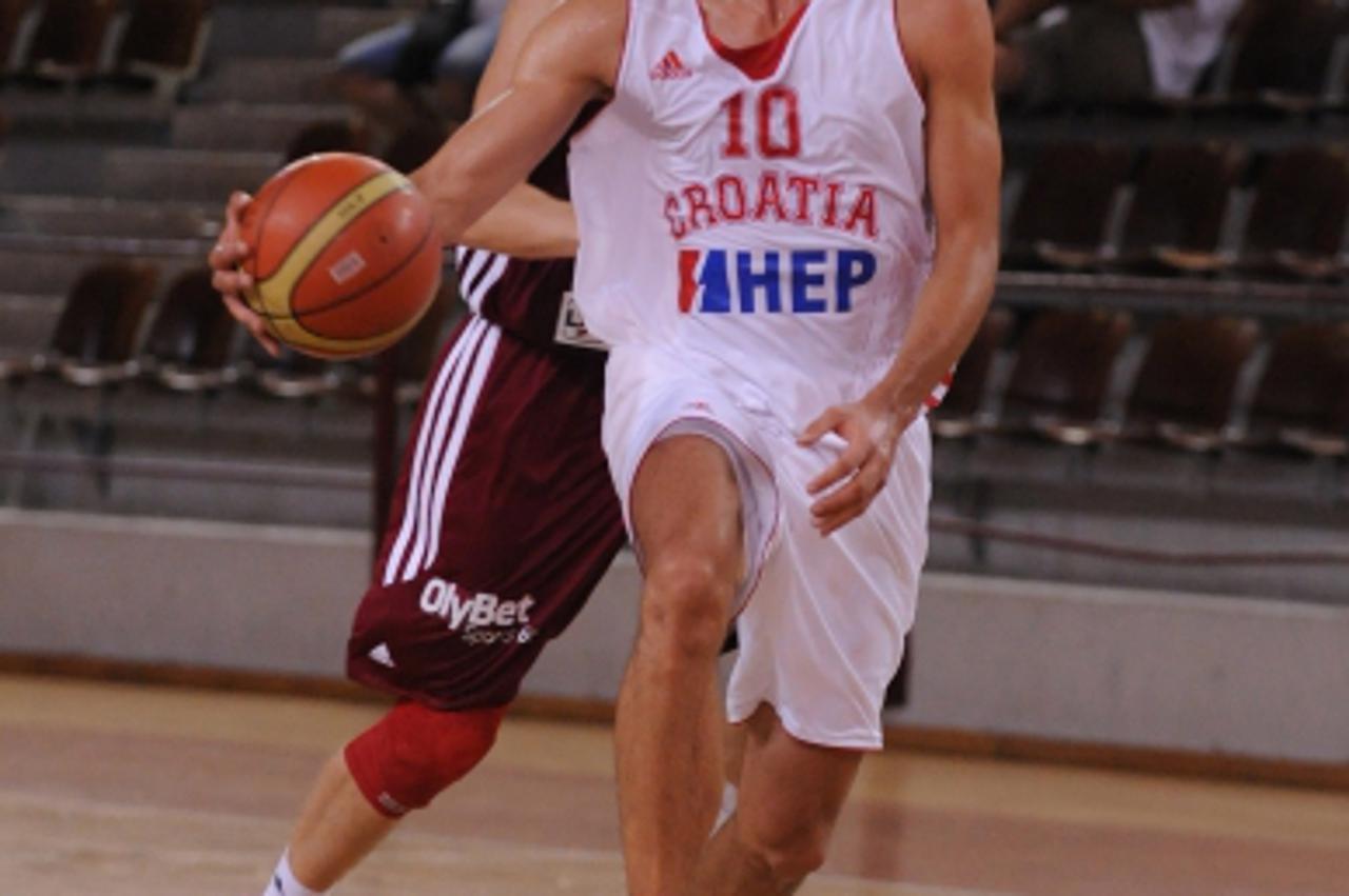 '19.08.2013., Dubrovnik - Pripremna utakmica kosarkasa za Eurobasket u Sloveniji, Hrvatska-Latvija.  Photo: Hrvoje Jelavic/PIXSELL'