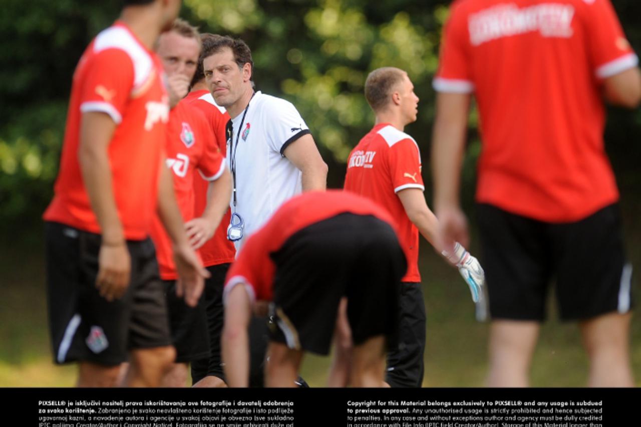 '02.07.2012., Pohorje - Popodnevni trening bivseg selektora hrvatske nogometne reprezentacije i novog trenera FC Lokomotiv Slavena Bilica. Slaven Bilic.  Photo: Daniel Kasap/PIXSELL'