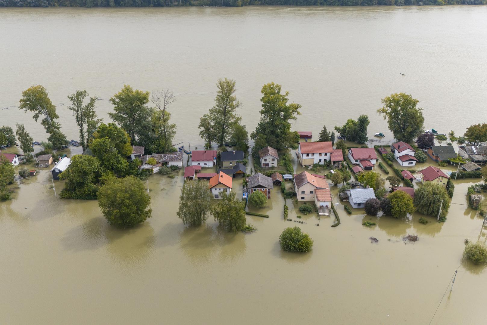 Među najrizičnijma područjima upravo su Batina, ali i Aljmaš, niži dijelovi grada Iloka i Šarengrad. 