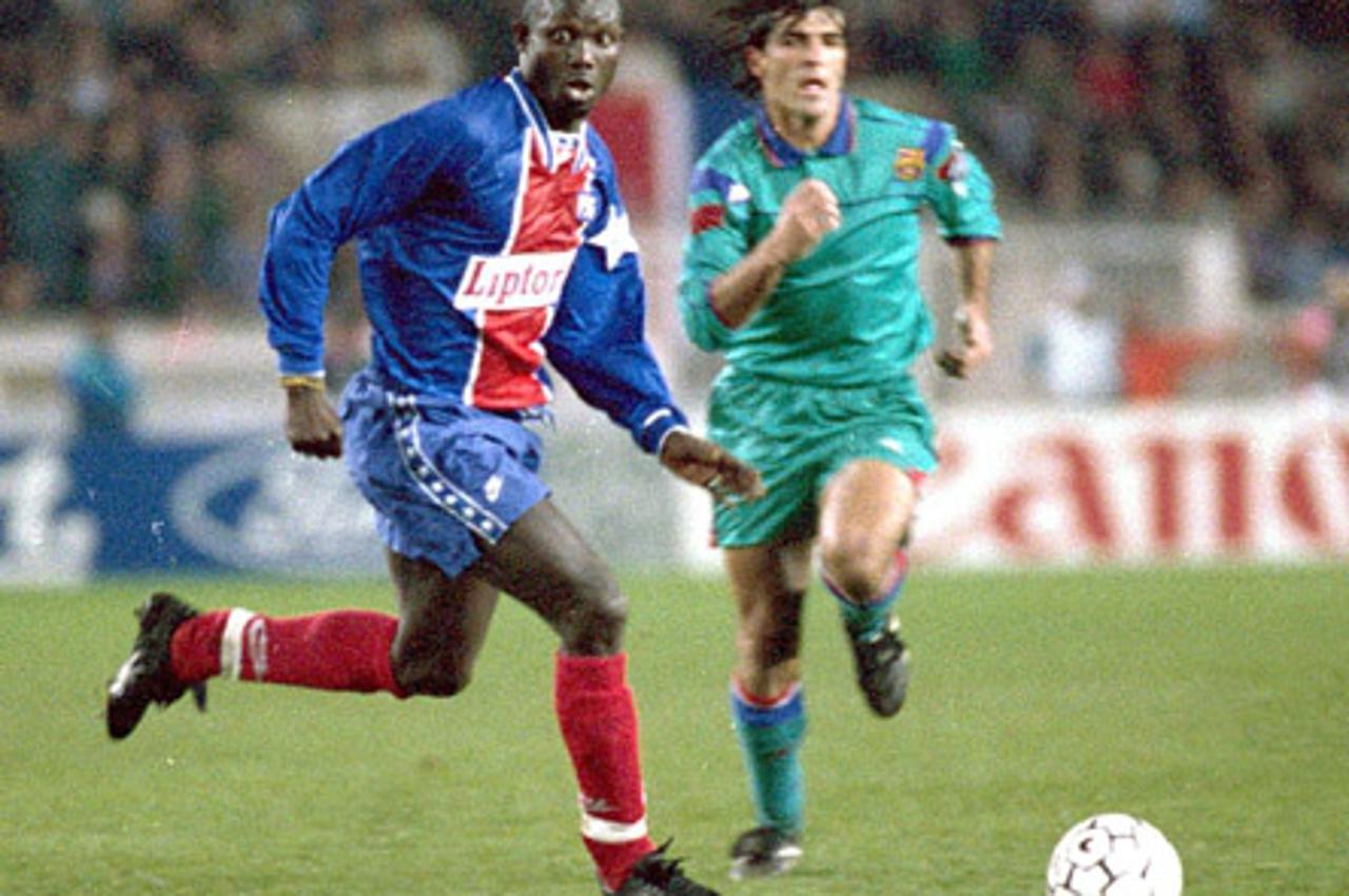 'George WEAH - Paris saint germain / Barcelone - 15.03.1995 - Champions League - Foot Football - Archives Archive - PSG - largeur action'