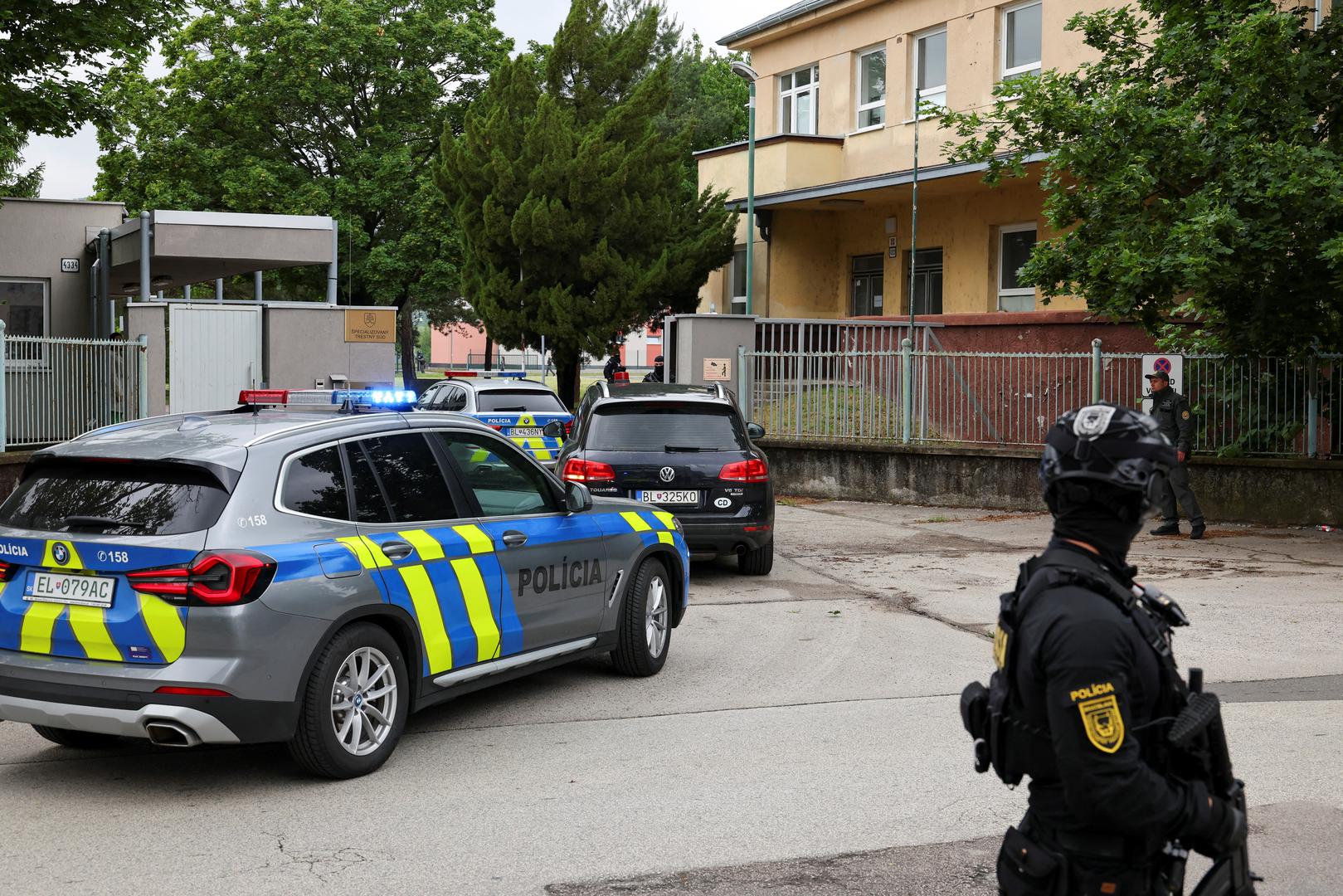 A convoy supposedly carrying Juraj C., suspect in attack on Slovak Prime Minister Robert Fico, makes its way to a Special Court for his hearing, in Pezinok, Slovakia, May 18, 2024. REUTERS/Antonio Bronic Photo: Antonio Bronic/REUTERS