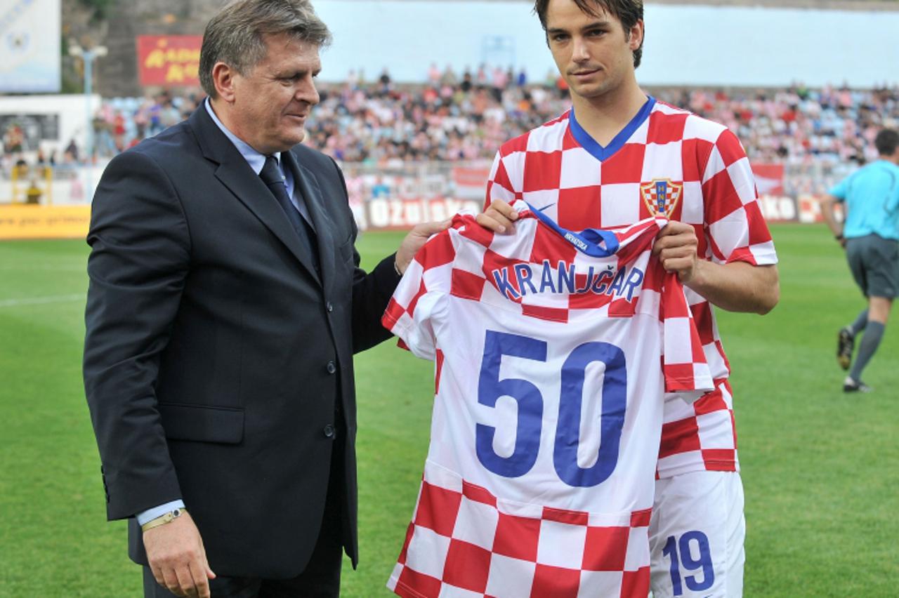 'sport 08.10.2009.Rijeka, Hrvatska - prijateljska nogometna utakmica izmedju reprezentacije Hrvatske i Katra na stadionu Kantrida.Niko kranjcar. Photo: Antonio Bronic/VLM'