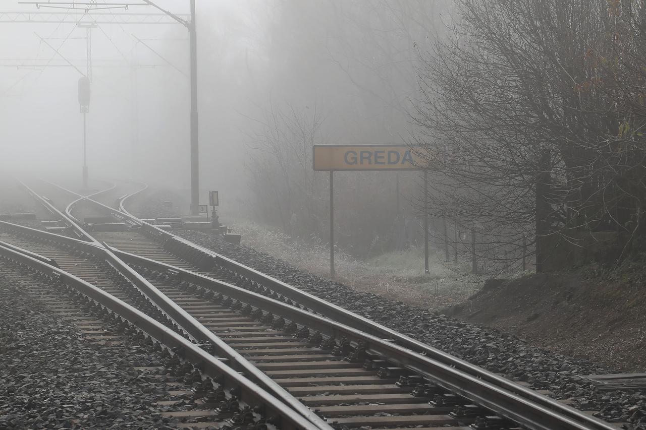 Lekenik: Vlak naletio na konje na pruzi, promet prema Zagrebu prekinut