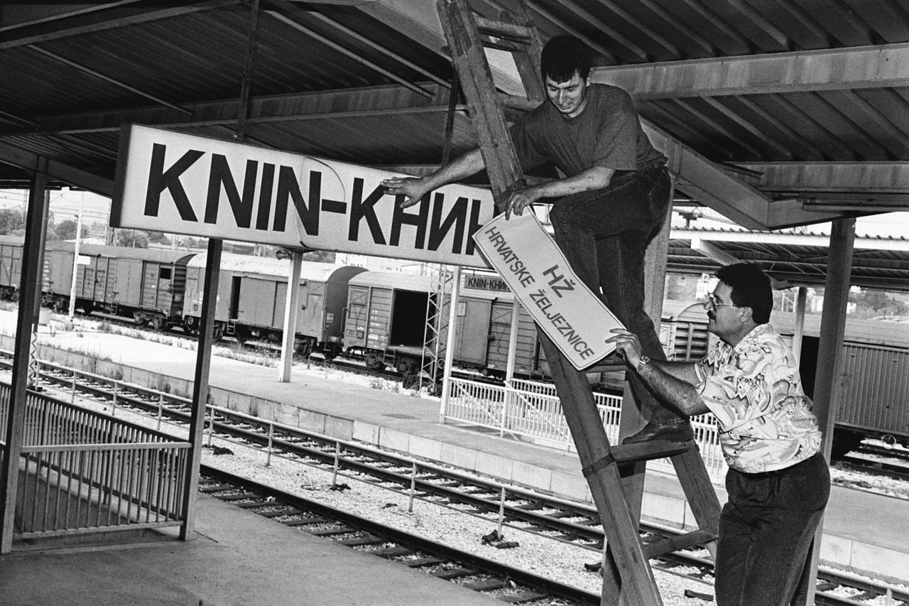 Knin nakon vojno-redarstvene operacije Oluja i oslobođenja grada, 1995.