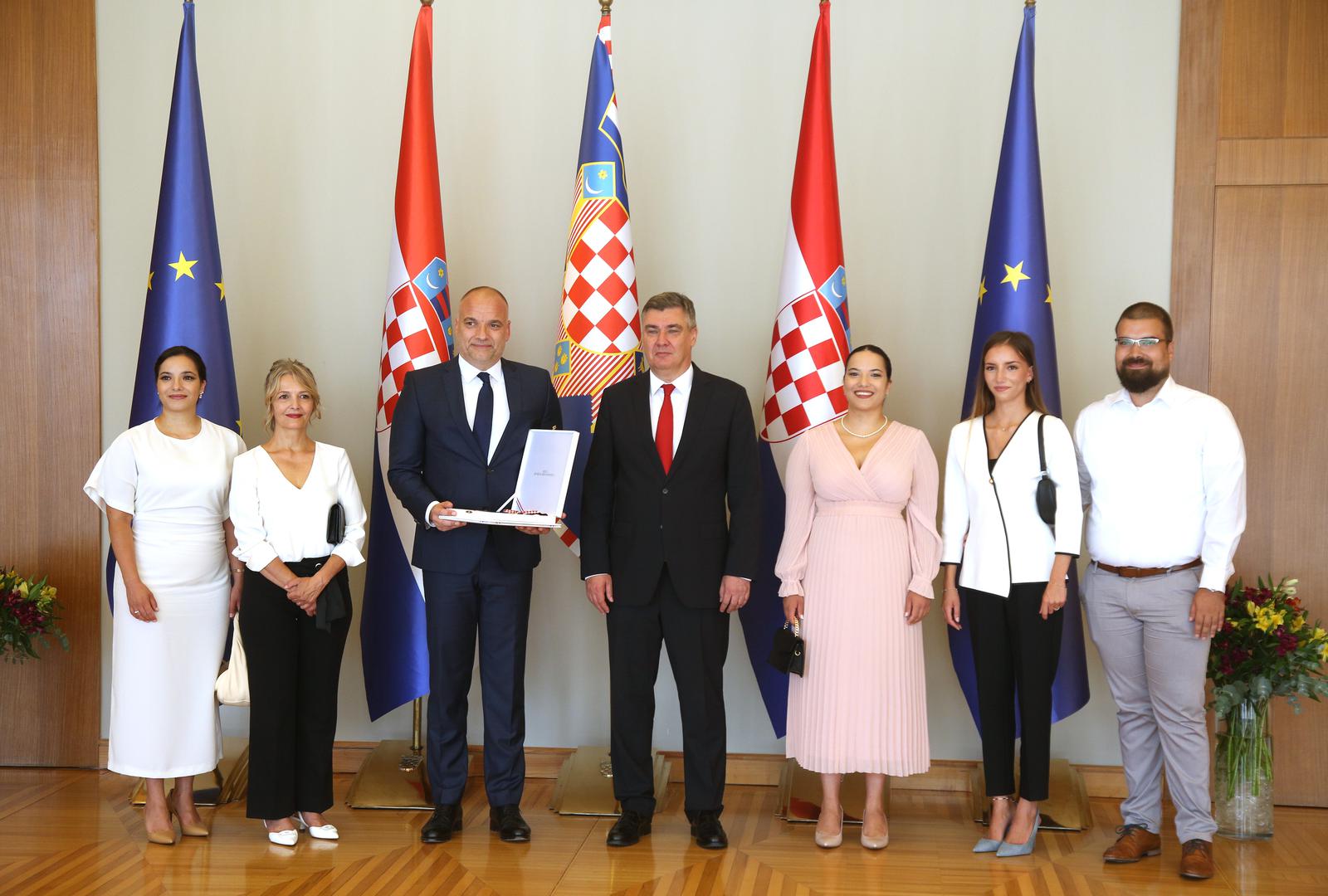 27.08.2024., Zagreb - Predsjednik Zoran Milanovic odlikovao je Danijela Markica,  v.d. ravnatelja Sigurnosno-obavjestajne agencije. Photo: Zeljko Hladika/PIXSELL