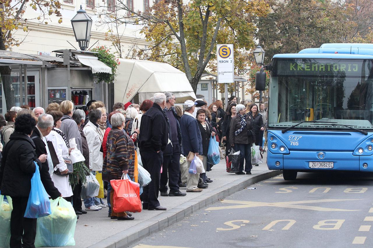 groblje autobus