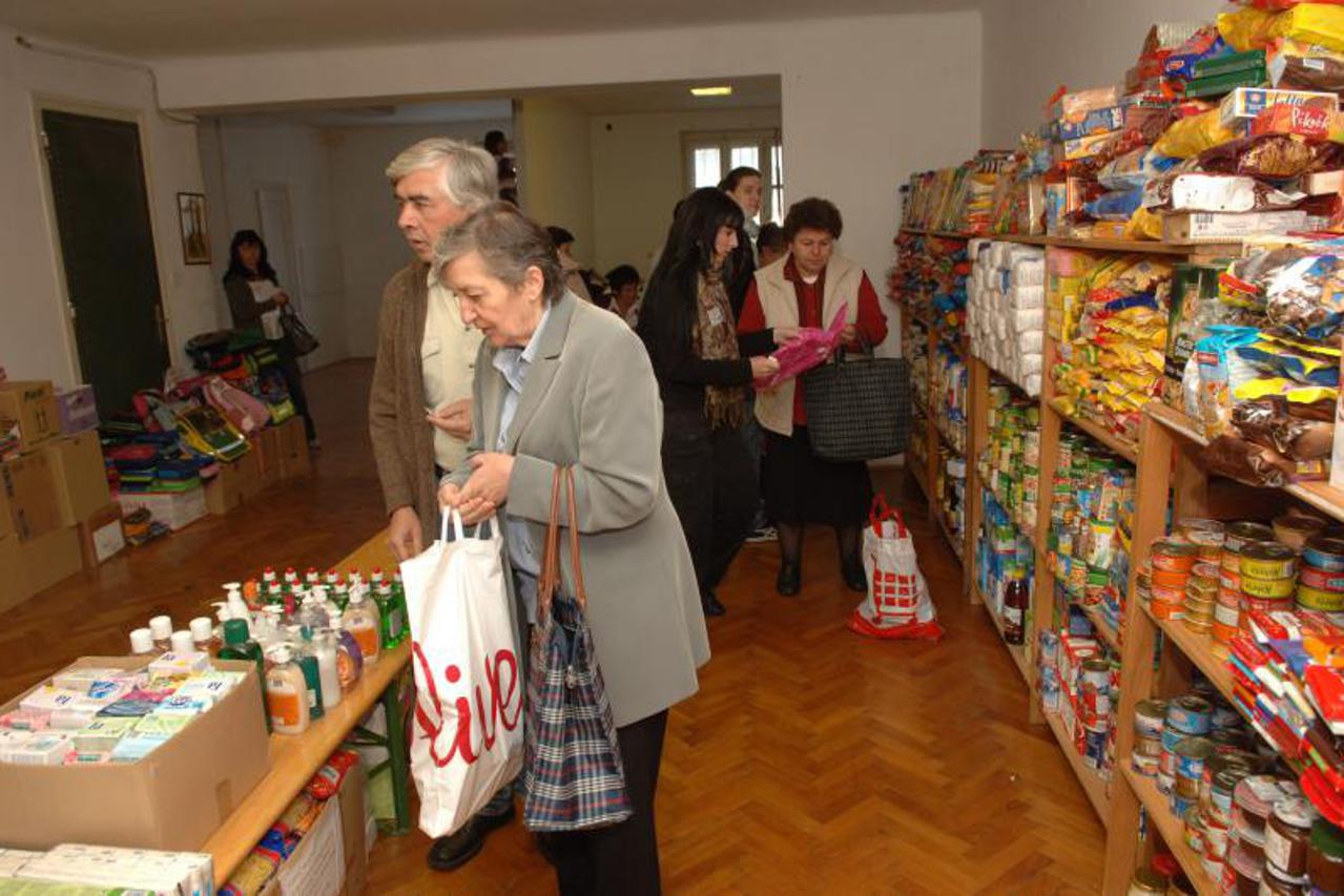 socijalna samoposluga,rijeka