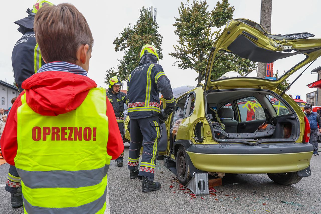 Dan otvorenih vrata vatrogasne postrojbe Zagreb