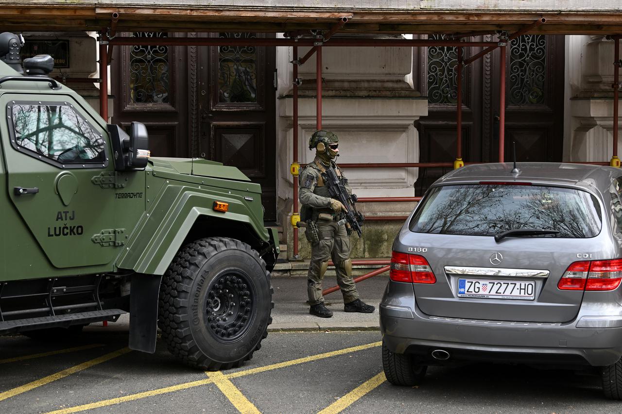 Zagreb: Policajci u ophodnji