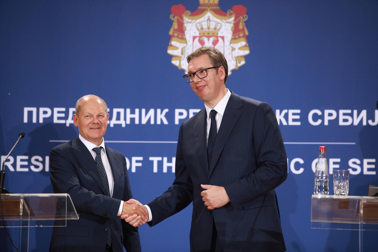 Vučić: Scholz je odlučno zatražio od Srbije da se pridruži sankcijama protiv Rusije