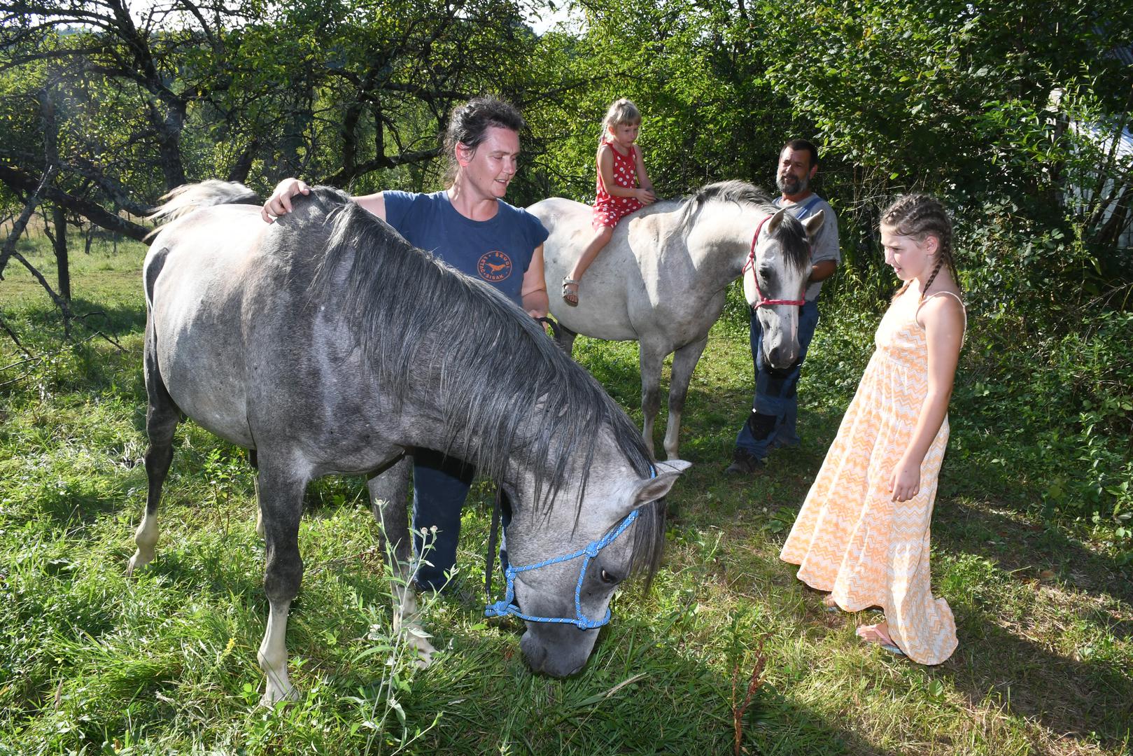 20.07.2023.,Bestrma - Izbor za najbolji OPG - Zlata vrijedan. OPG Anita Zrnic. Obitelj Zrnic - otac Sandro, majka Anita, kcerke Ela i Franka.
 Photo: Nikola Cutuk/PIXSELL