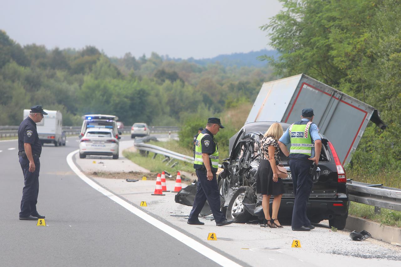 Muškarac smrtno stradao na autocesti kod Ogulina