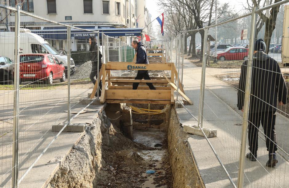 Zagreb: Dio ulice Ivane Brlić Mažuranić na Malešnici već je mjesecima raskopan