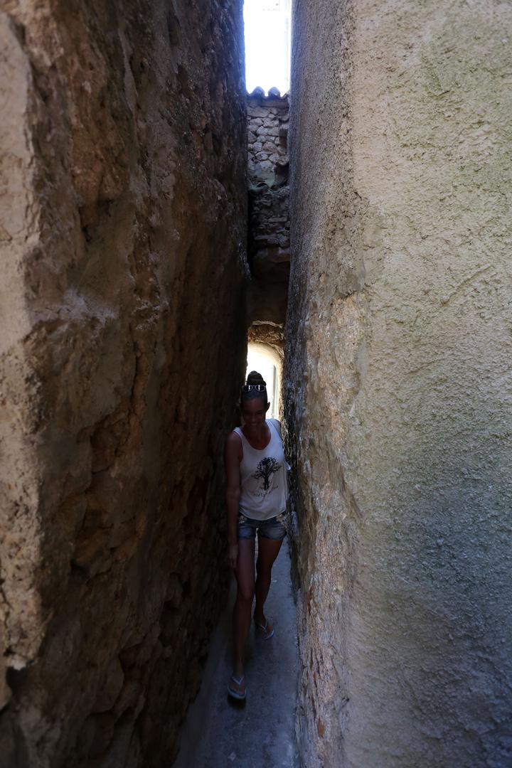 14.07.2020., Vrbnik - Turisticka patrola. Najuza ulica u Vrbniku."nPhoto: Goran Kovacic/PIXSELL