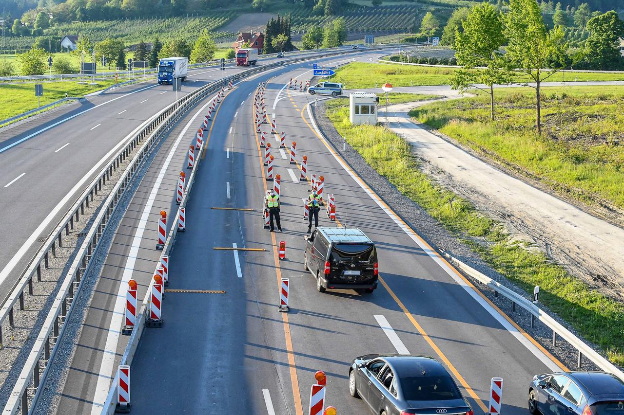 GER, Coronavirus, Grenzkontrollen im WestallgŠu