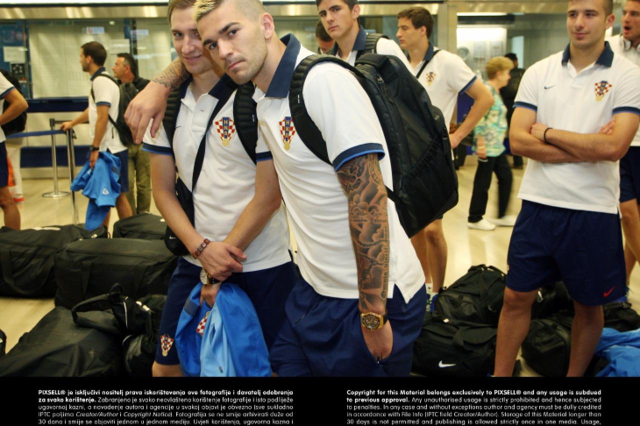 '15.06.2013., Zagreb - Hrvatska nogometna U-20 reprezentacija otputovala na svjetsko prvenstvo u Tursku. Marko Livaja.  Photo: Goran Jakus/PIXSELL'