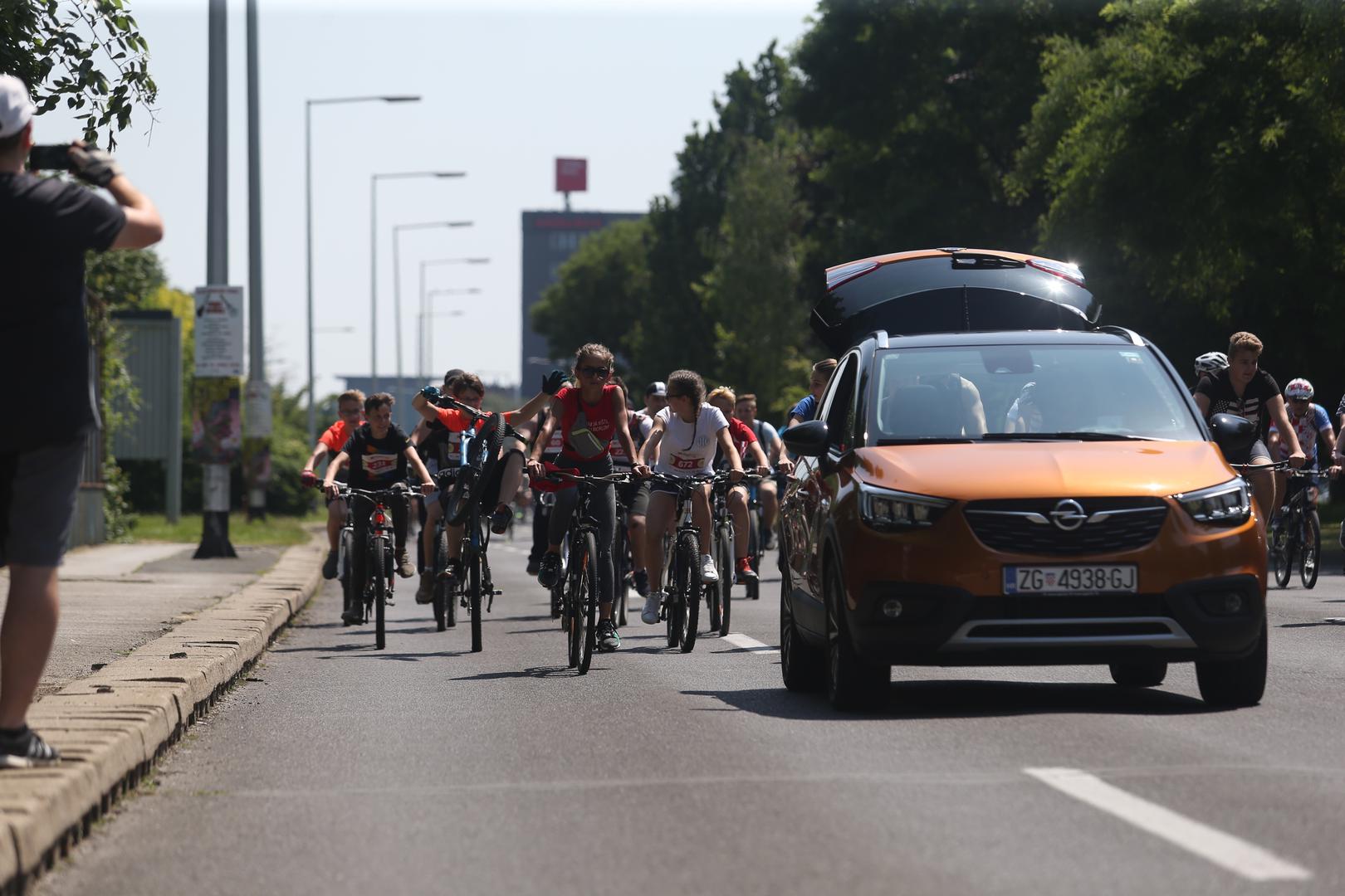 Opel - Službeno vozilo 36. Večernjakove biciklijade