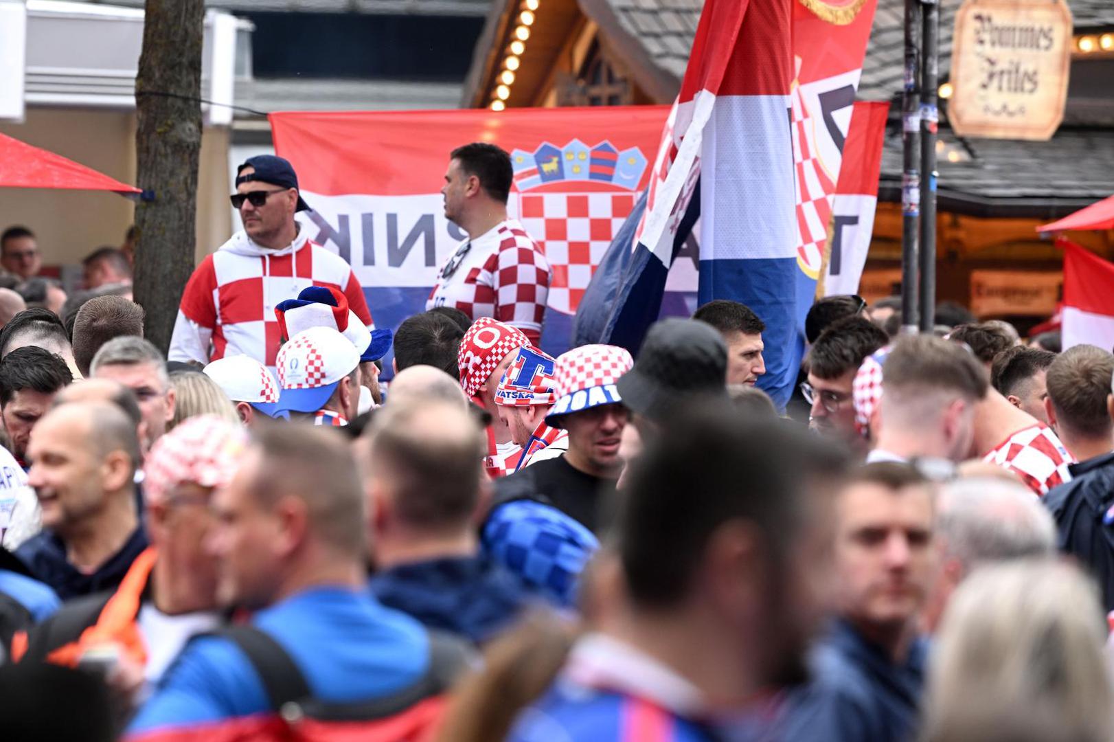 15.06.2024., Berlin, Njemacka - Navijaci u gradu prije prve utakmice na europskom prvenstvu, spanjolska hrvatska.  Photo: Marko Lukunic/PIXSELL