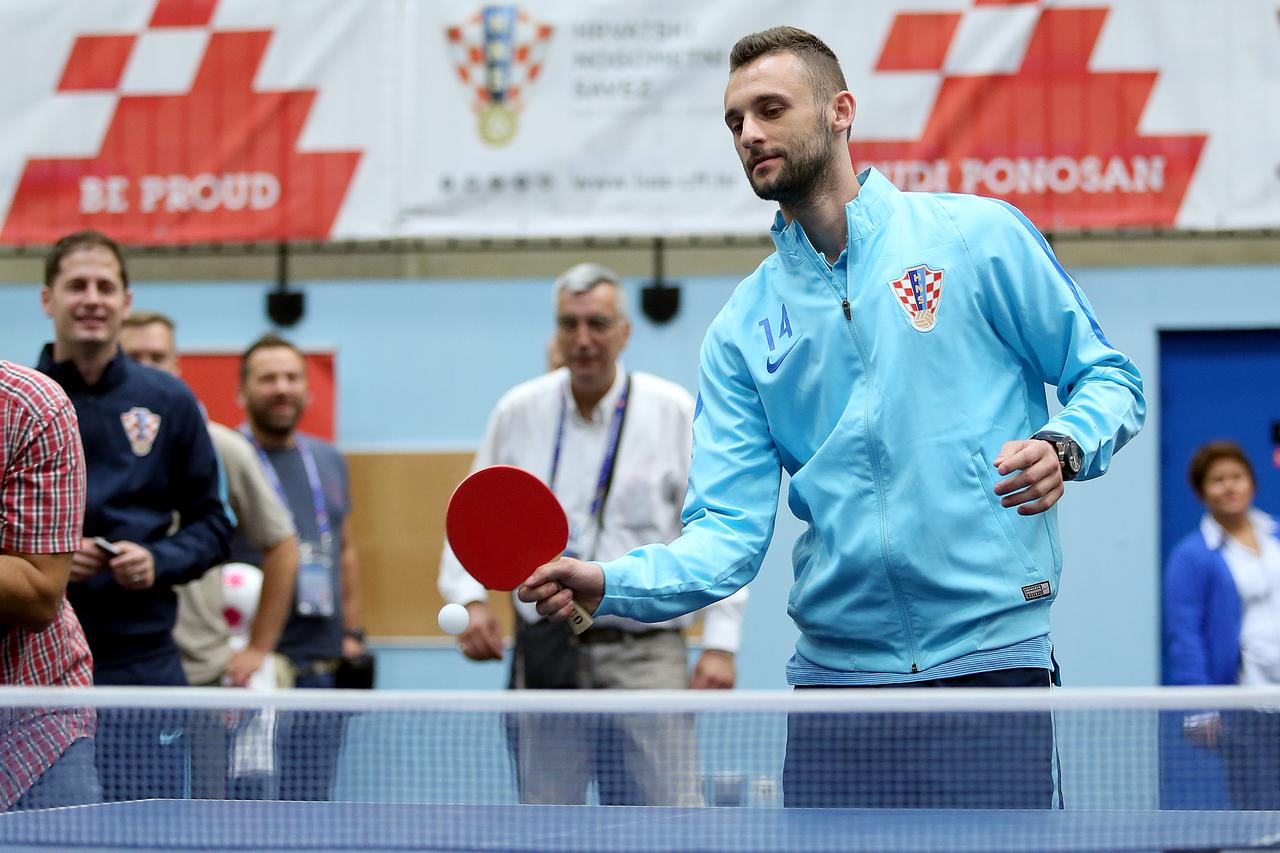 15.06.2016., Deauville, Francuska - Konferencija za medije Hrvatske nogometne reprezentacije u Media centru u Deauvilleu. Marcelo Brozovic u media centru odigrao je partiju stolnog tenisa sa novinarom 24 sata Dubravkom Milicicem kojeg je i pobjedio, te ta