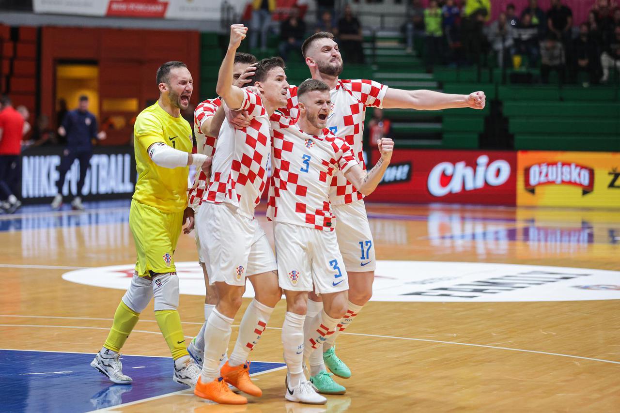 Susret Hrvatske i Poljske u dodatnim kvalifikacijama za Svjetsko prvenstvo u futsalu