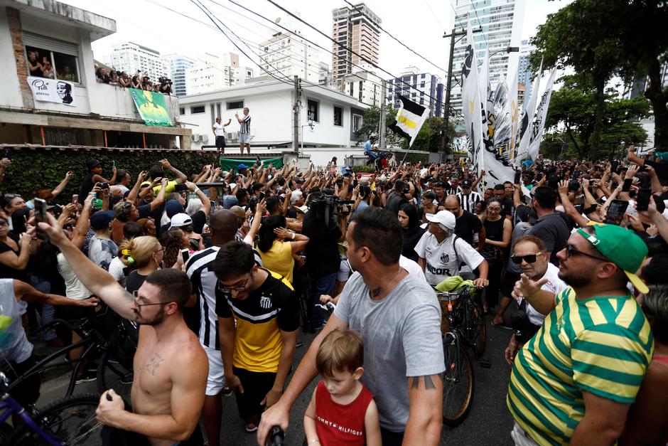 Death of Brazilian soccer legend Pele in Santos