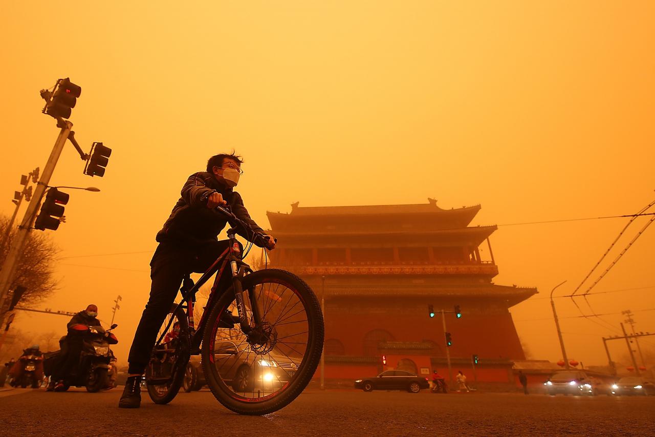 Heavy Sandstrom Hits Beijing, China