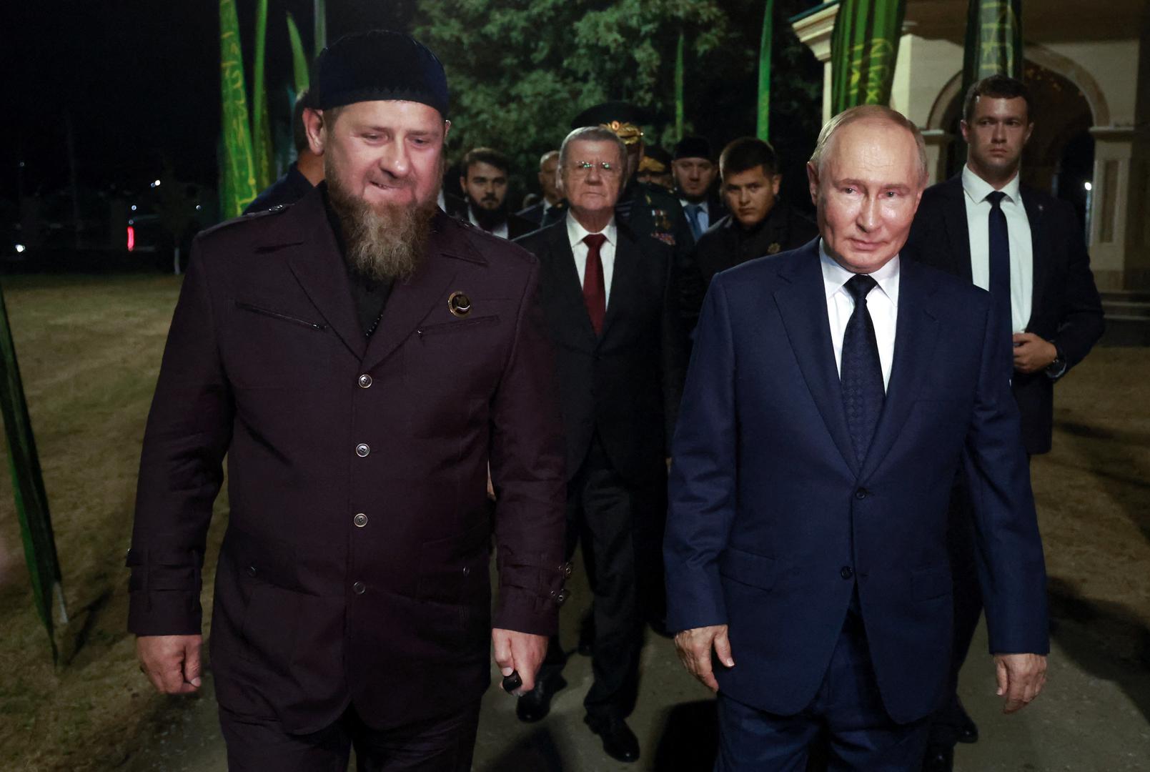 Russia's President Vladimir Putin and head of the Chechen Republic Ramzan Kadyrov visit the grave of Akhmat Kadyrov, the first President of Chechnya, in the village of Akhmat-Yurt, Russia August 20, 2024. Sputnik/Vyacheslav Prokofyev/Pool via REUTERS ATTENTION EDITORS - THIS IMAGE WAS PROVIDED BY A THIRD PARTY. Photo: VYACHESLAV PROKOFYEV/REUTERS