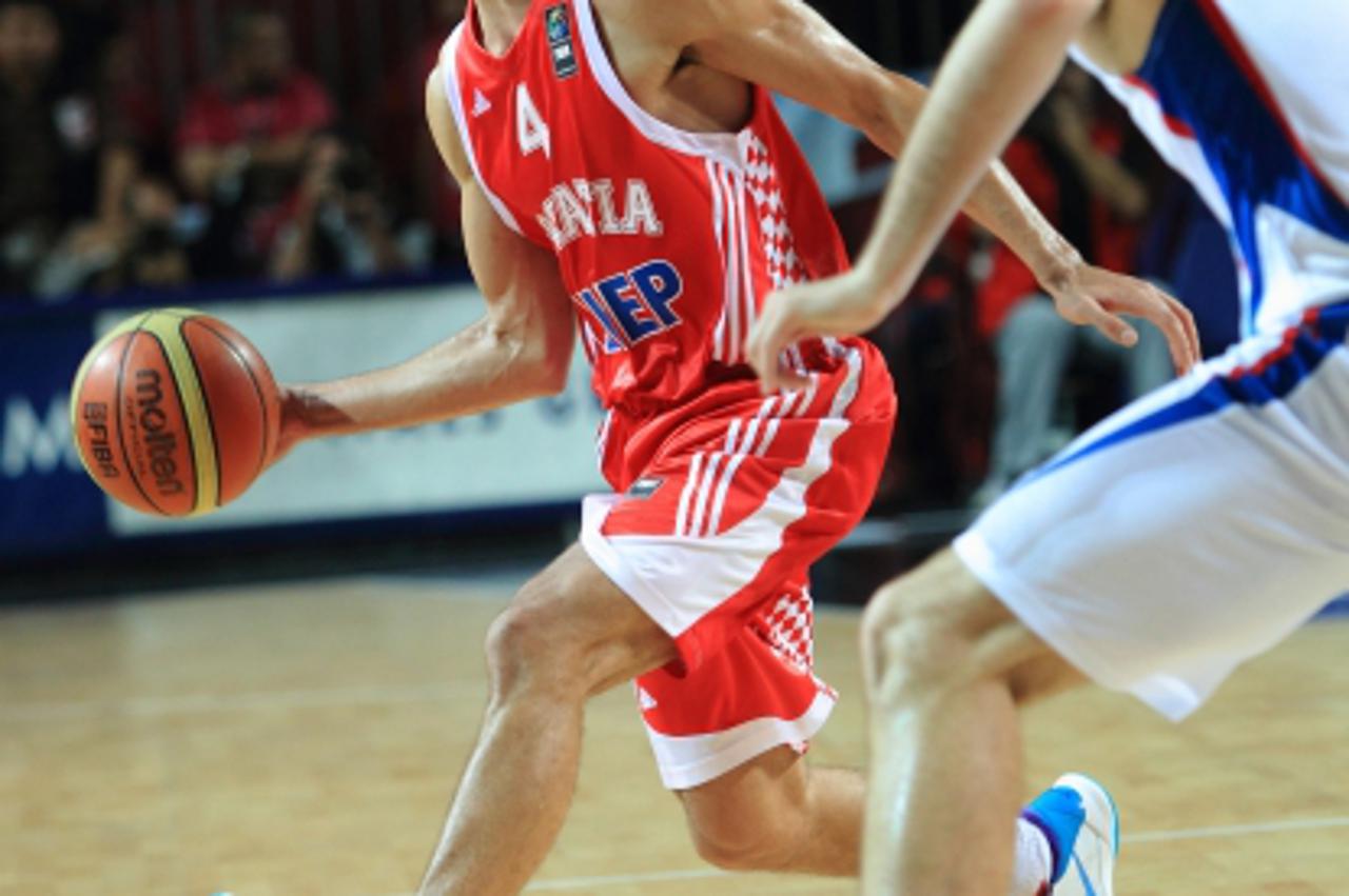 \'04.09.2010., Istanbul - au0302u0080u008E2010 FIBA SP Istanbul.Utakmica osmine finala Hrvatska- Srbija u Sinan Erdem Dome.Roko Ukic Photo: Zeljko Lukunic/PIXSELL\'