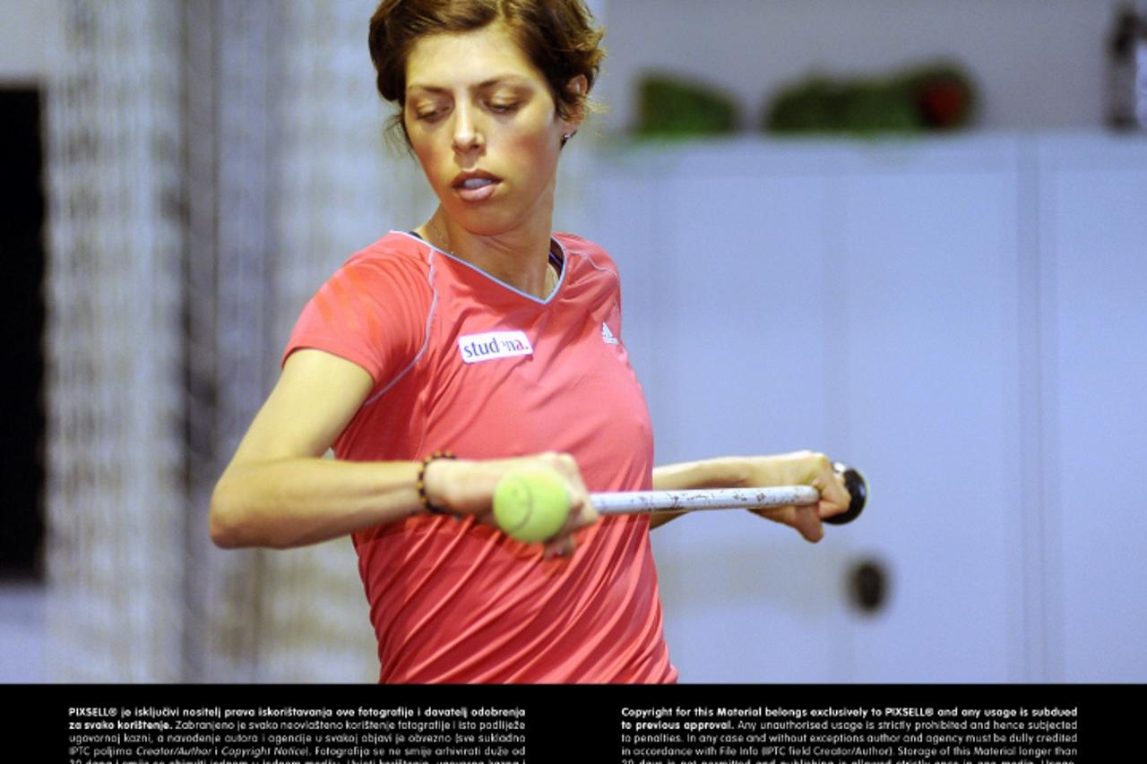 'SPECIJAL MAX 09.05.2013., Split- Atleticarka Blanka Vlasic na treningu. Photo: Tino Juric/PIXSELL'