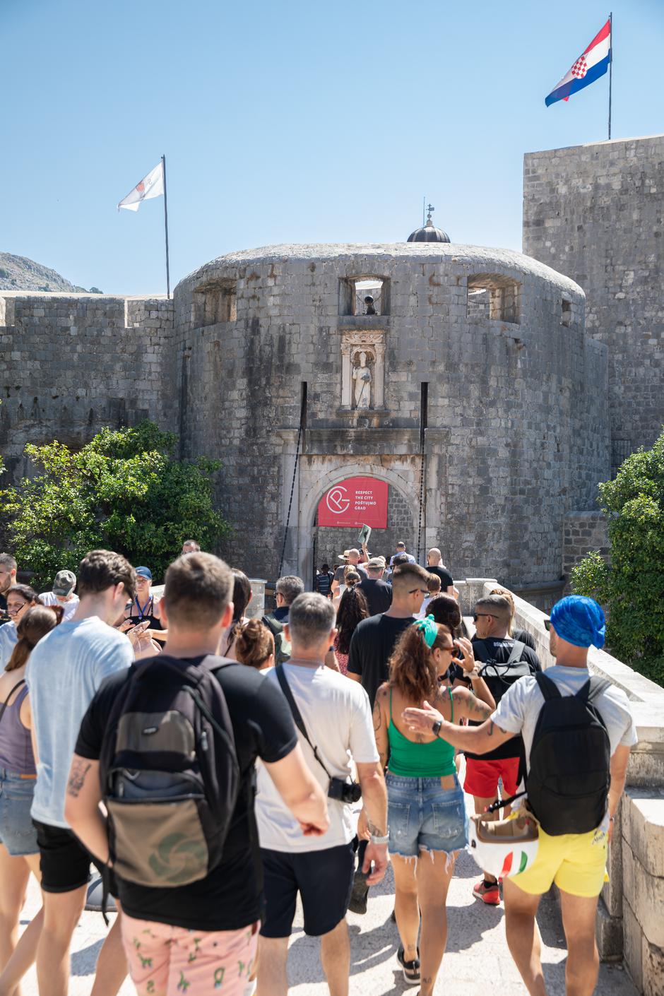 Dubrovnik: Turisti u staroj gradskoj jezgri